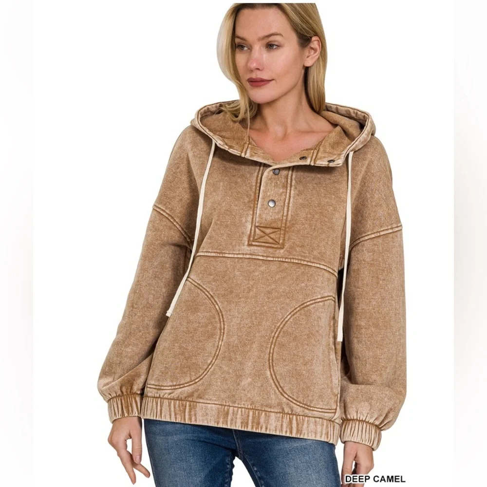 101  9 colors ❤️ ZENANA ACID WASH FLEECE
OVERSIZED POCKET HOODIE - Picture 5 of 16